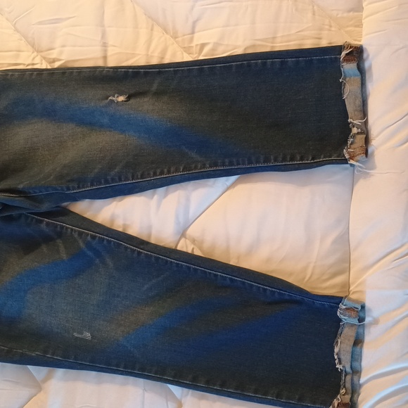 Jeans - Picture 2 of 7